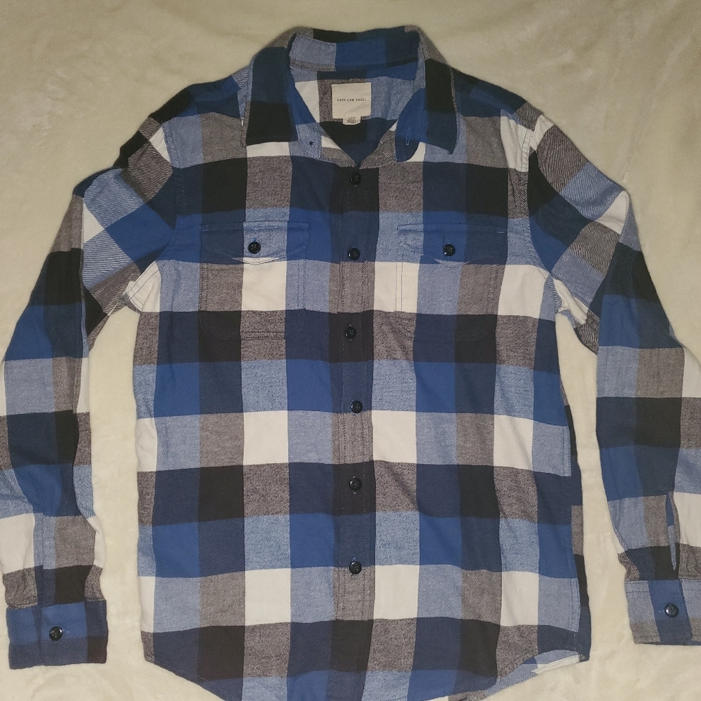Mens medium American eagle flannel.